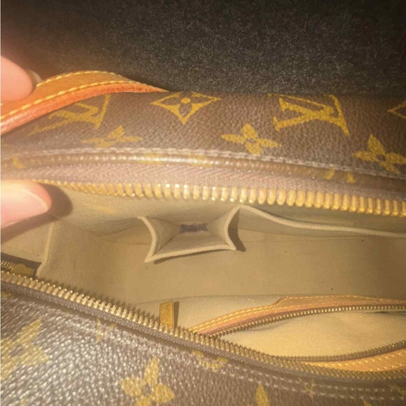 Louis Vuitton Brown and Tan Monogram Pouch - Picture 4 of 11